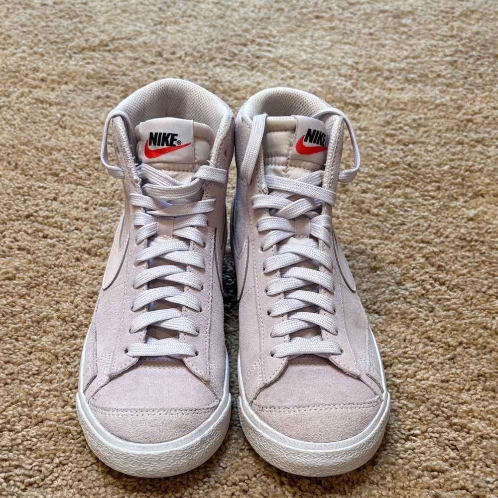 Nike Youth’s Light Purple High-Top Sneakers